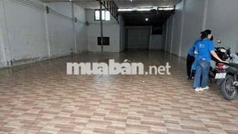 Cho thuê kho 250m2 (10m x 25m) nền lát gạch có sẵn 3 pha