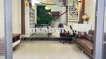 Nhà HXH Đường Số 18 P8: 4x15m, 3 lầu, 4pn, Full Nội Thất
