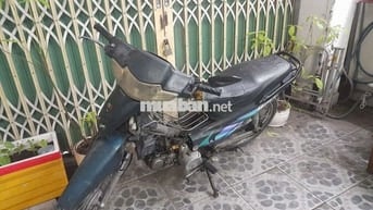 Xe máy Honda Wave màu xanh đã sử dụng