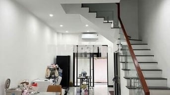 Cho thuê nhà hoàn thiện 2 tầng ngay gần chung cư có đồ nội thất