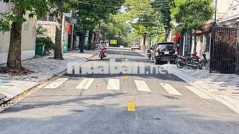 110m2 đất kdc ngay thị trấn Bến Lức,sổ hồng đầy đủ, giá 1,39 Tỷ