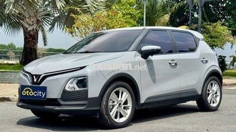 VinFast VF5 Plus 2024 - Màu xám - 1v2km - Mua pin