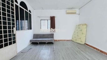 Cho thuê gấp căn hộ trung tâm phú nhuận 2phòng ngủ bancon tách bếp gia