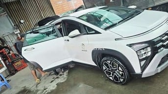Cần bán xe 7 Chỗ HYUNDAI như trong hình