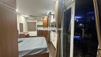 Studio Balcon - Bồn Tắm - Full Option - Ngay Trần Hưng Đạo Quận 1