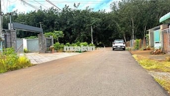 Bán lô Đất tặng 2 căn nhà cấp 4 tại phường Tam Long , TP.HCM