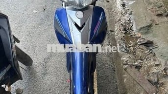 Xe máy màu xanh dương phù hợp mọi giới tính