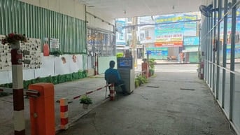 CẦN GẤP 1 NAM QUẸT THẺ XE GARA OTO CA TỪ 7H-19H Ở TÂN KỲ TÂN QUÝ