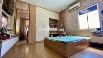 Nhà đẹp 2 Tầng vào ở ngay- trung tâm  Trưng Nữ Vương gần cầu rồng.