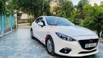 Mazda 3 1.5 AT 2016
