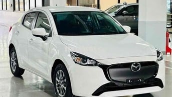 Mazda 2 2025 1.5 AT