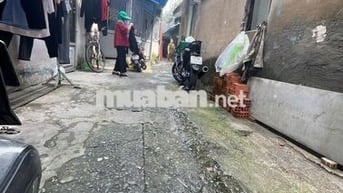 Cho thuê nhà nguyên căn hẻm 1/ Sơn Kỳ 4x10 1 lầu