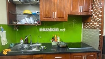 Chính chủ cho thuê căn hộ tầng 5 số 1 Lê Phụng Hiểu quận Hoàn Kiếm