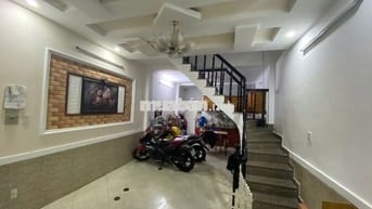 Ngay Emart Phan Văn Trị! Bán nhà mới 4 tầng - DT 4x10m - HXH ngủ nhà
