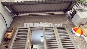 Cho thuê nhà nguyên căn hẻm 384 Lý Thái Tổ Quận 10 giá 12tr/ tháng