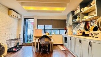Nhà Ngõ 34 Hoàng Cầu - Gần Hồ Ô Tô Đỗ Cửa - 55m2* 4 tầng - Kinh Doanh