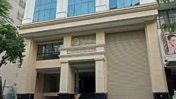 BÁN GẤP TOÀ VĂN PHÒNG LẠC LONG QUÂN, 290M2×8T, MT 16M,125 TỶ