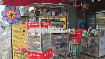 Cần Sang lại mặt bằng và cả xe cafe pha máy đang hoạt động tốt