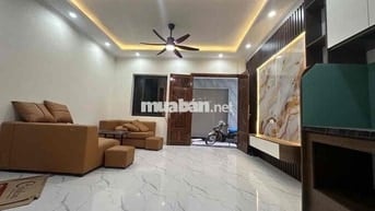 DI TRẠCH Ô TÔ ĐỖ CỔNG, NHÀ XÂY MỚI ĐẸP, VUÔNG VẮN