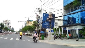 Cho thuê nhà mặt tiền đường Đồng Khởi trung tâm TP. Bến Tre, vị trí và