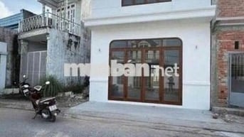 Nhà lầu mới 100% mặt tiền Hồ Búng Xáng