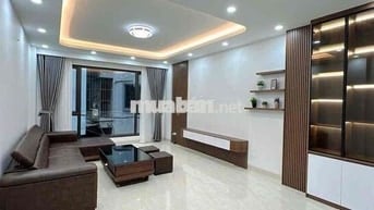 CẦU GIẤY – NHÀ MỚI 6 TẦNG – Ô TÔ NGỦ TRONG NHÀ