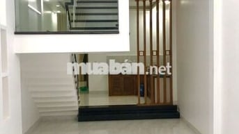 NHÀ MẶT TIỀN 2 TẦNG - 3 PHÒNG NGỦ, ĐƯỜNG VĂN CAO - TP HUẾ
