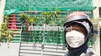 Bán Nhà 2 mặt tiền HXH DT 67m2 Giá 3.9 Tỷ SHR Linh Xuân Thủ Đức đầu tư