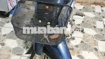 Xe nhà dư . Vẫn còn chạy tốt