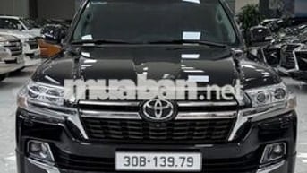 Toyota Land Cruiser 4.6V8, sản xuất 2020 cực đẹp.