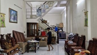 Bán nhà 1 lầu hẻm rộng 7m, gần Tô ký. gần Chợ,trường