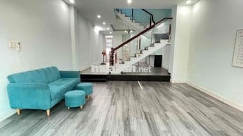 Cho thuê nhà đối diện chung cư Phúc Đạt phù hợp làm văn phòng