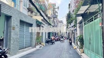 KẾ QUẬN 10 - MT 8M KINH DOANH - 52m2 NGANG 4.4M - CHỈ 8.5 TỶ .