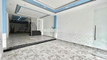 CHO THUÊ NHÀ KINH DOANH 4 TẦNG MẶT TIỀN THÍCH QUẢNG ĐỨC CÓ THANG MÁY