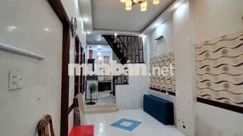 cho thuê nhà nguyên căn.FULL nội thất . Quang Trung p10 GV