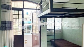 PHÒNG CÓ GÁC – BAN CÔNG – THANG MÁY – FULL NỘI THẤT TRUNG TÂM Q6