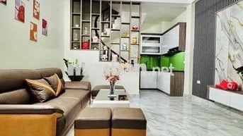 CHỈ 6,5 TỶ SỞ HỮU NGAY NHÀ ĐẸP DÂN XÂY CHẮC CHẮN SÁT PHỐ GIẢI PHÓNG