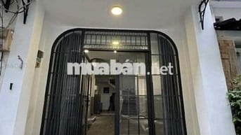 Cho thuê nhà mặt tiền đường Lũy Bán Bích, dt 4x18 trệt 3 lầu