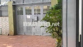 nhà ở khép kín, dt 50m2, 2 ngủ, khách, bếp, quận Thanh Xuân