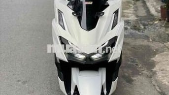 Vario 160 CBS màu trắng
