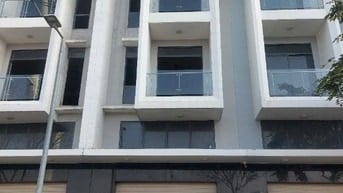 Bán nhà mặt tiền đường Đồng văn cống .P. thạnh mỹ lợi.Quận 2.Giá 17 tỷ