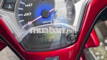 Cần Bán Xe Airblade Đang Đi 2013 chính chủ chạy