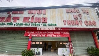 Cho thuê nhà mặt đường nguyên căn số: 154 Trường Chinh, P12, TP HCM