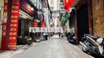 Bán nhà đẹp ở ngay gần chợ Khâm Thiên Đống Đa