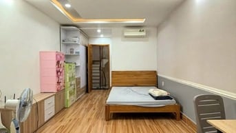 ĐANG CHO THUÊ 12 TRIỆU THÁNG HD 2 NĂM ĐƯỜNG NHỰA 6M NHÀ MỚI ĐẸP 