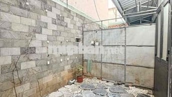 CĂN HỘ 1 PHÒNG NGỦ TÁCH BẾP CÓ SÂN SAU RIÊNG