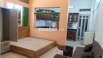 CHO THUÊ CĂN HỘ TÁCH BẾP TRANG BỊ FULL NỘI THẤT Ở GIA ĐÌNH TRẺ NHÓM SV