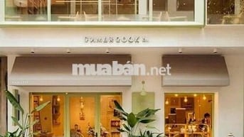 Cho thuê nhà 2 mặt tiền căn góc Sư Vạn Hạnh - Quận 10. Giá Mềm
