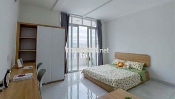 CĂN HỘ BAN CÔNG GẦN LOTTE MART QUẬN 7 - SÁT QUẬN 4