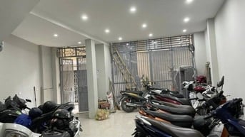 Nhà Nguyễn Ngọc Vũ, 90m-MT 7M-Ngõ thông-Kinh Doanh-Ở-Sổ Đẹp-Xây CCMN